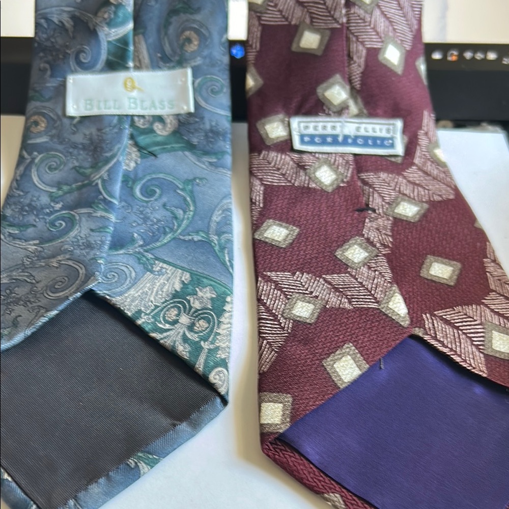 Bill Blass Blue Tie and Perry Ellis Red Tie Set